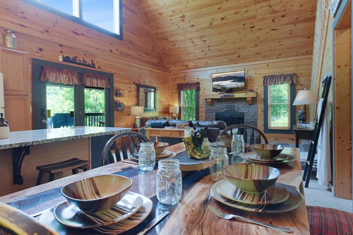 Ryes And Shine Bootlegger'S Cabin! Hot Tub* Pool* Arcade* Billiards *Ev * Pet Friendly Sevierville Bagian luar foto