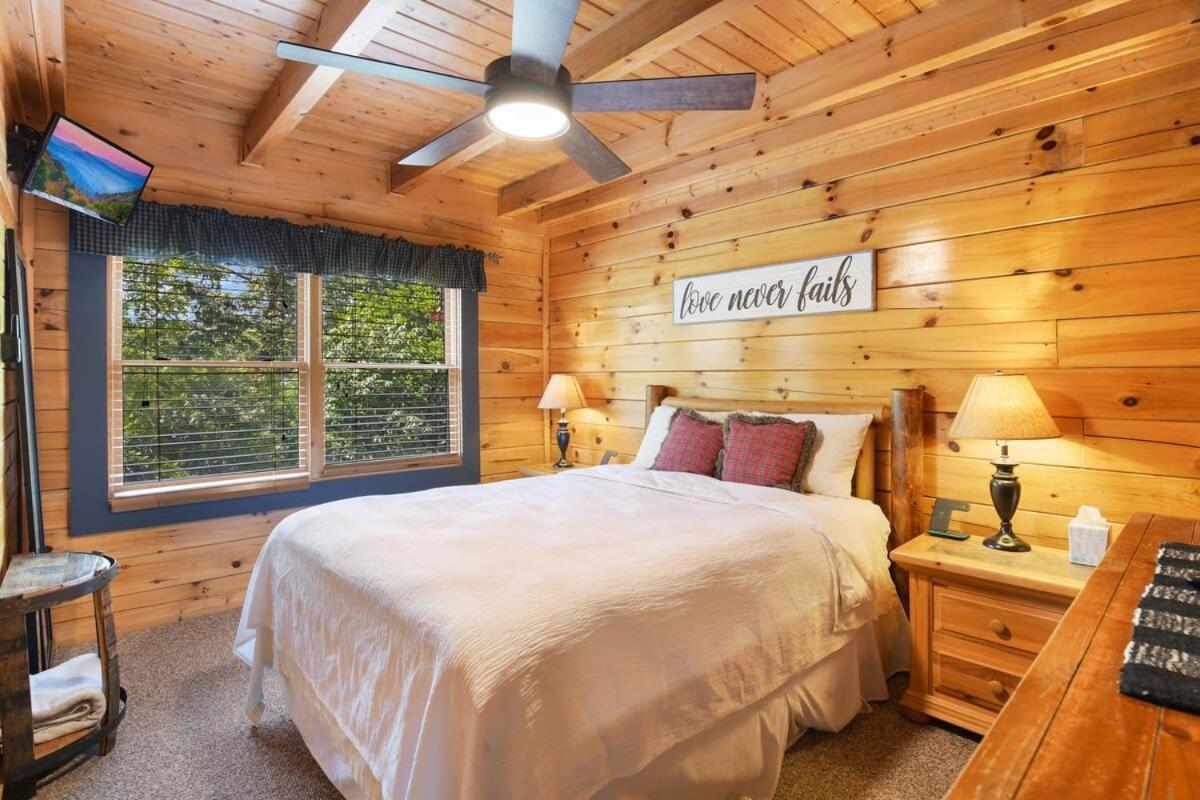 Ryes And Shine Bootlegger'S Cabin! Hot Tub* Pool* Arcade* Billiards *Ev * Pet Friendly Sevierville Bagian luar foto